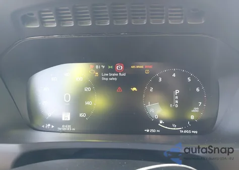 2018 Volvo Xc90 T6 Momentum z USA, uszkodzony, nr VIN YV4A22PK6J1336634